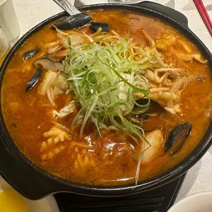 퐈퐈 사진