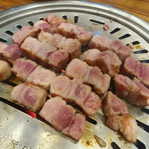 팔계 숯불구이 사진
