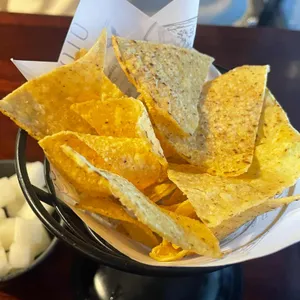 교촌치킨 사진
