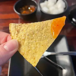 교촌치킨 사진