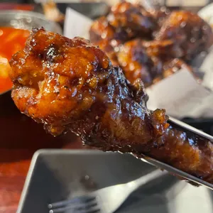 교촌치킨 사진