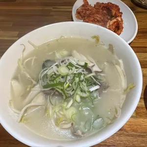 탐스칼국수 사진