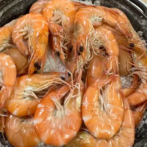고래와새우 사진