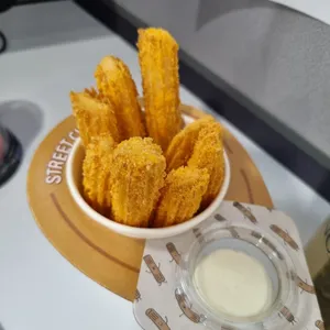 스트릿츄러스 사진