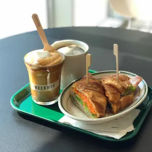리센테 사진