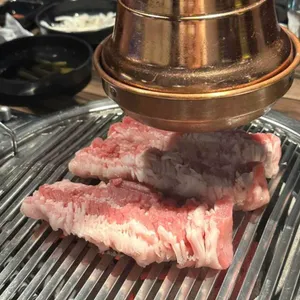 겨비겨비 사진