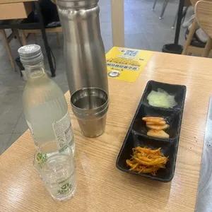 늑대와양 사진