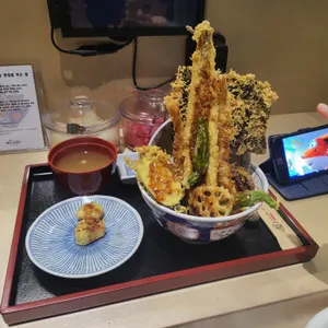 요쿠야마치 사진