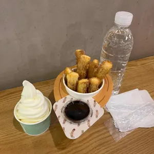 스트릿츄러스 사진