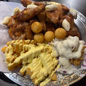 철인7호치킨 사진
