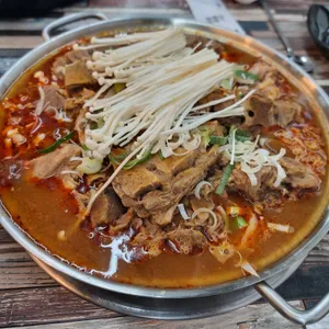 왕건이감자탕 사진