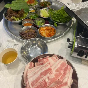 냉동고집 사진