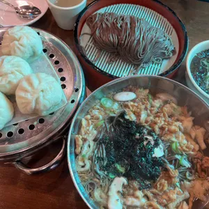 청실홍실 사진