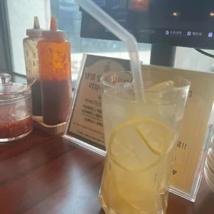 넴넴 사진