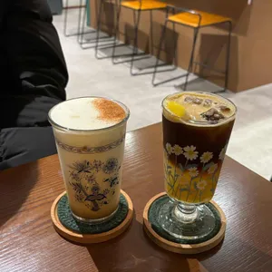 히자우커피바 사진