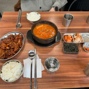 송씨제육 사진