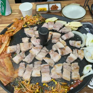장군솥뚜껑 사진