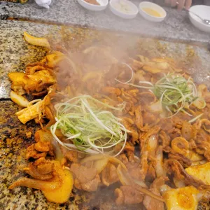 창삼덕 돌판오리구이 사진