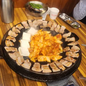 무쇠김치삼겹 사진