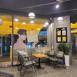 컴포즈커피 리뷰 사진