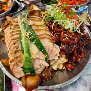 완미족발 사진
