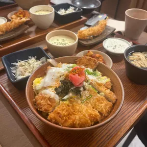 하쿠야 덮밥카레 리뷰 사진