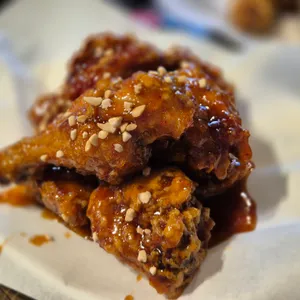 치킨이랑맥주랑 사진