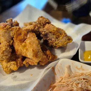 치킨이랑맥주랑 사진