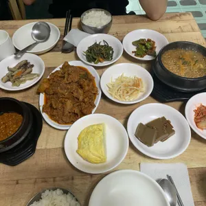 뭉치바위 사진