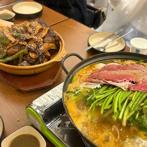 설반 사진
