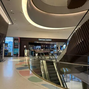 곤트란쉐리에 대표 사진