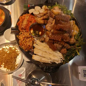 심돈 사진