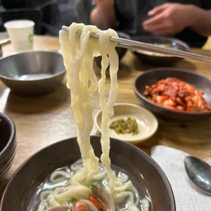 살구나무집칼국수 리뷰 사진