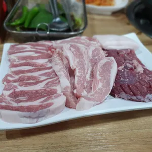 쌍용부부정육식당 사진
