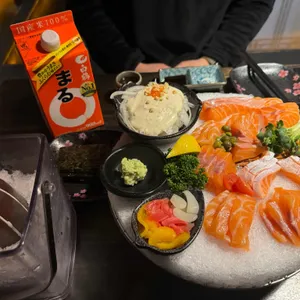 연어애 대표 사진