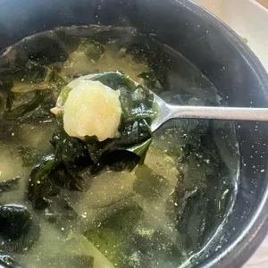 강릉한정식 하서주미역 사진