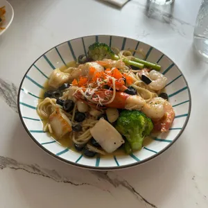 오네스토 사진