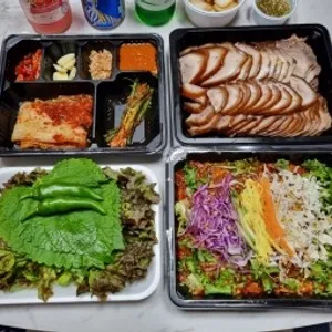 팔용이 족발 사진