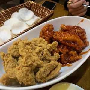 쌀통닭 사진