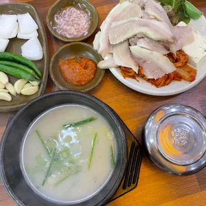 영진돼지국밥 사진