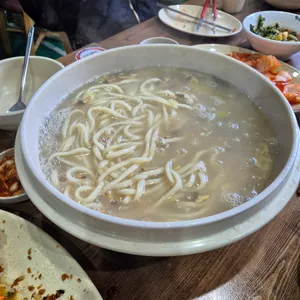 엄지척까투리할매손칼국수 사진