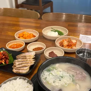 장안순대국밥 사진