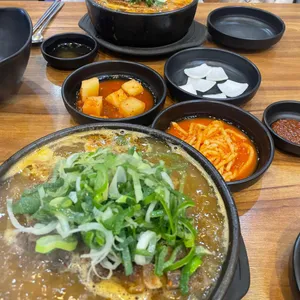 방가삼대얼큰한뼈해장국 사진