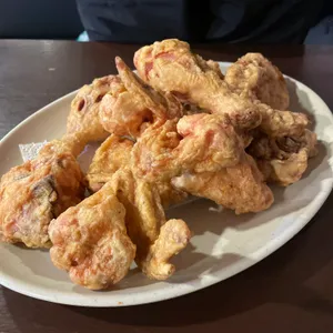 꼬꼬리아 사진