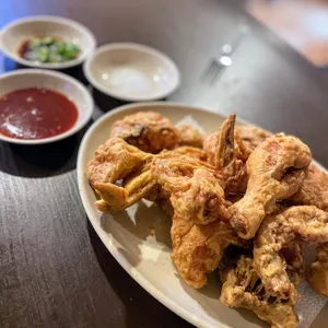 꼬꼬리아 사진