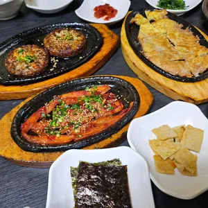 돌솥밥시골밥상 리뷰 사진