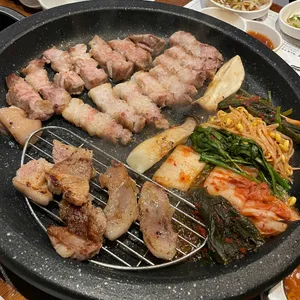 꽃돼지식당 사진