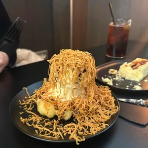 만유인력 사진