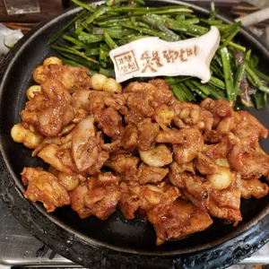 고향산천 원조 숯불닭갈비 사진