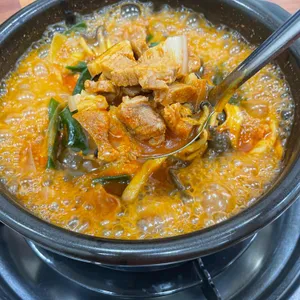 백송짜글짜글 사진